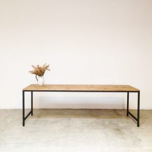 mesa madera y hierro rojosillon