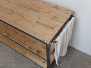 MUEBLE LAVABO PICA HIERRO Y MADERA A MEDIDA