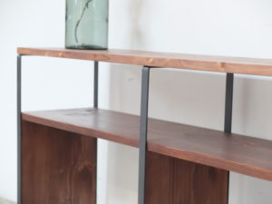 APARADOR BENET HIERRO Y MADERA A MEDIDA