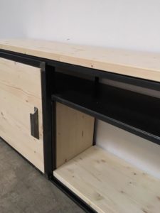 diseño de muebles a medida hierro y madera mueble tv rojosillon