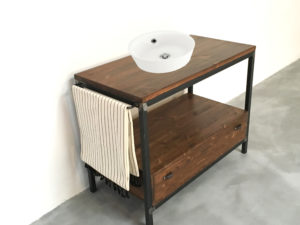 DISEÑO MOBILIARIO MUEBLES A MEDIDA HIERRO Y MADERA ROJOSILLON LAVABO