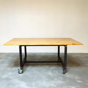 MUEBLE  HIERRO Y MADERA  A MEDIDA DISEÑO ROJOSILLON 